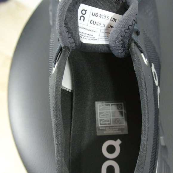 Women's On Running Cloud X3 lace-up sneakers size 10.5   #142 - Picture 11 of 11